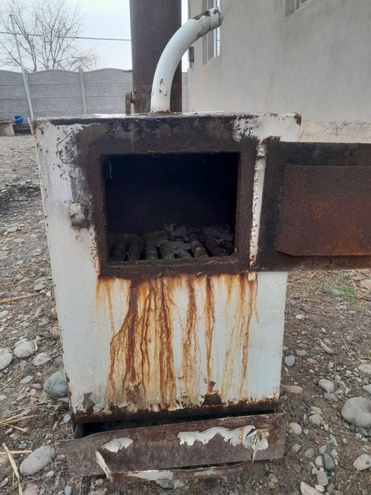 Хорошая. печка..