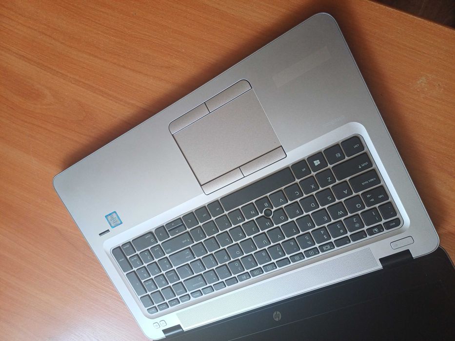 15.6'FullHD HP EliteBook Core™i5-6th/8GB DDR4/256GB SSD
