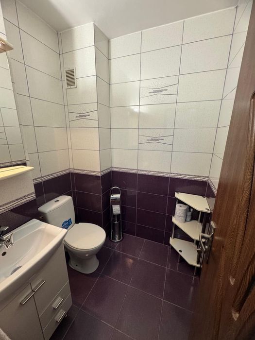 Inchiriez apartament trei camere sucpi lapus
