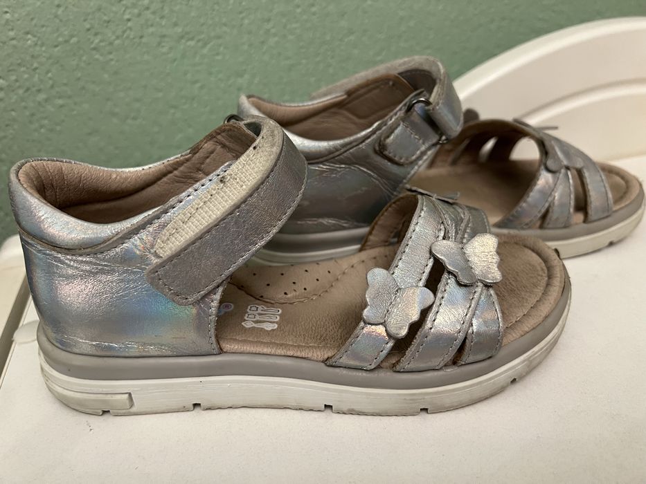 Босоножки на девочку, кожа