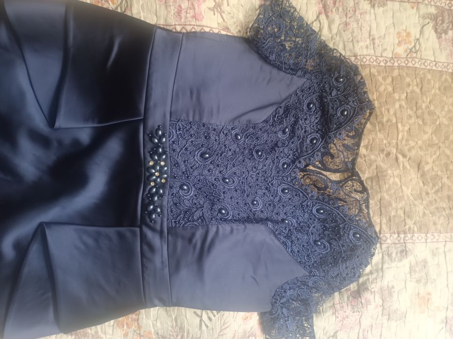 Продам срочно платья