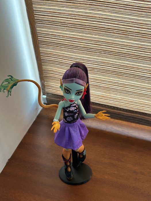 Monster high Jinafire Джинафаер