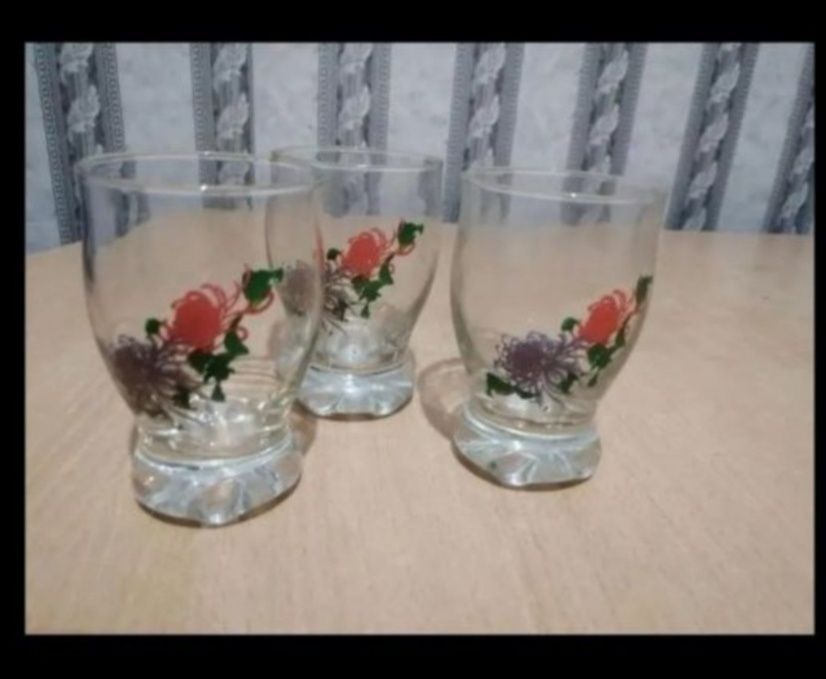 Бокалы 100тенге разные
