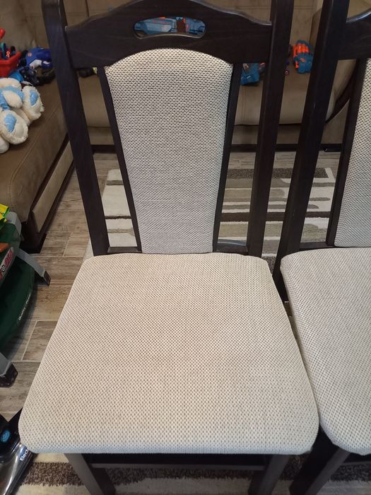 4 трапезни стола