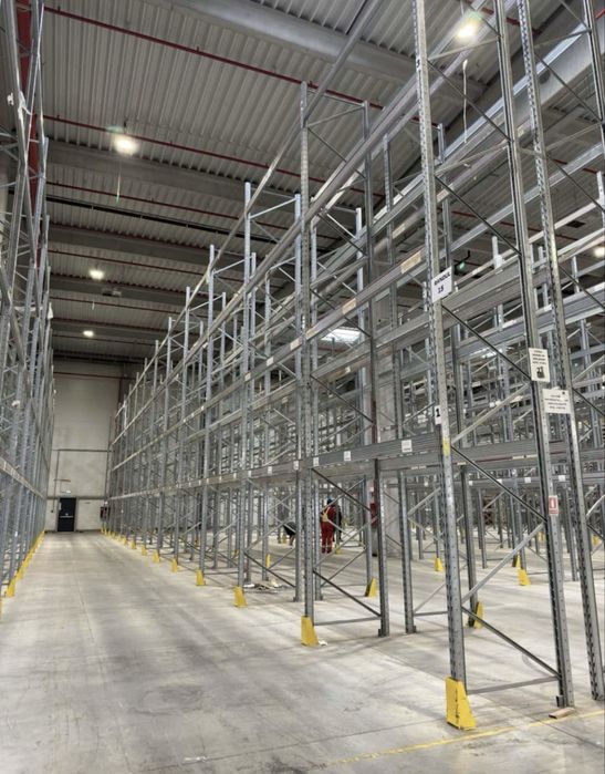 Rafturi metalice industriale