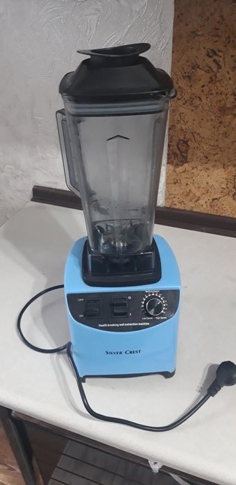 Продам блендер! В хорошем состоянии.