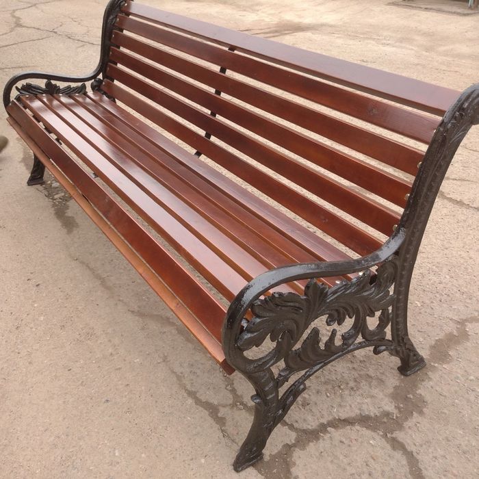 Скамейка чугунная