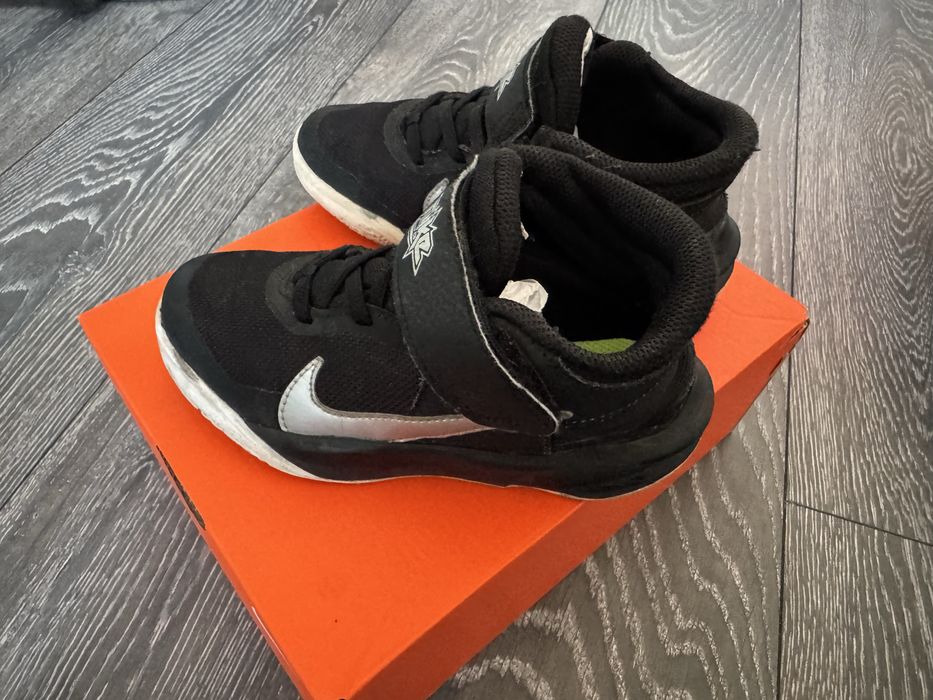 Маратонки оригинални