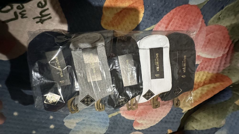 Продам новые носки