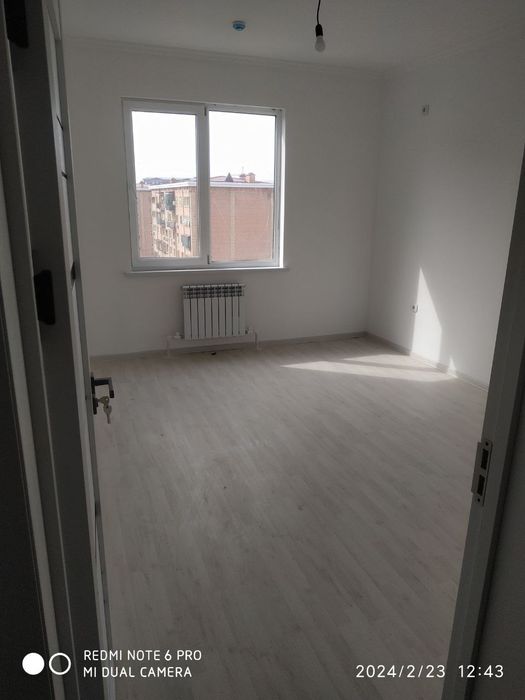 Новостройка 2 хонали  уй сотилади