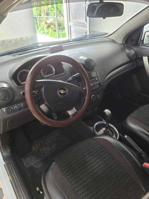 Nexia 3 avtomat Sotiladi