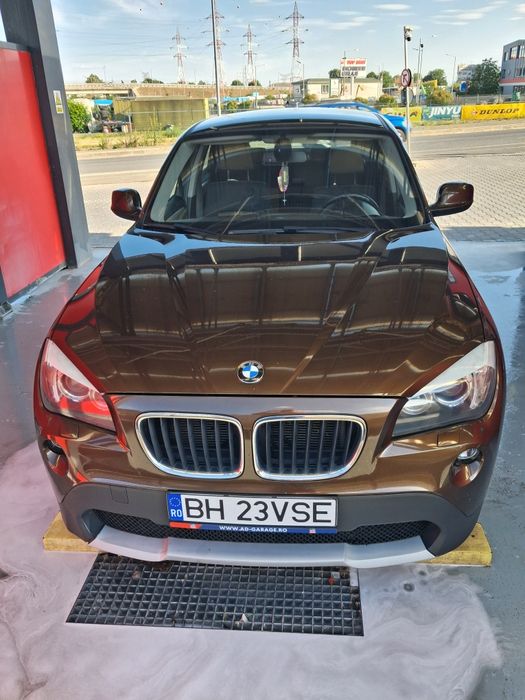 BMW X1 2011