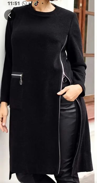 Стильное женское платье