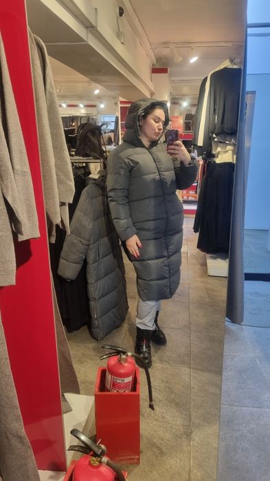 Пуховик зимний продам