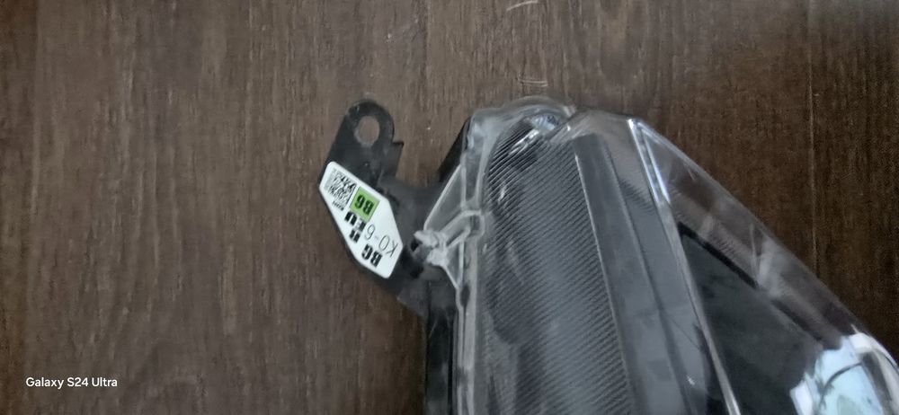 Far dreapta toyota yaris dupa 2019