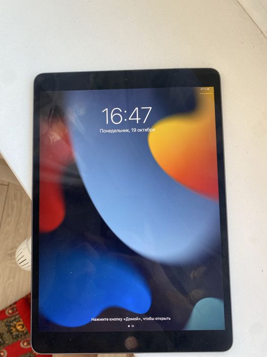Продам ipad в хорошем состоянии