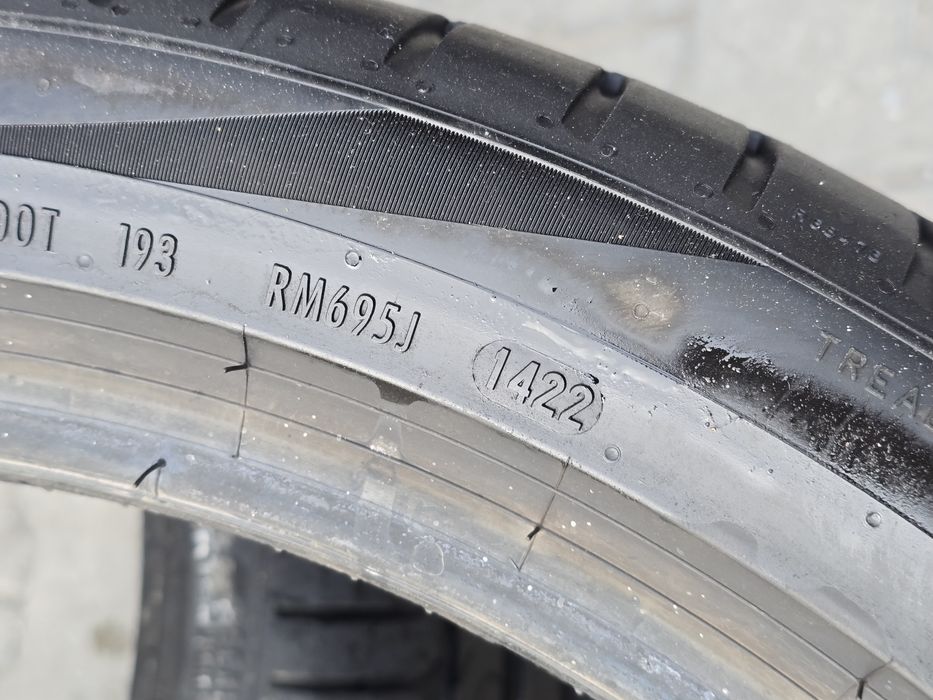 255 40 21 Pirelli