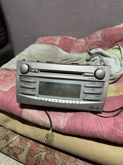 Магнитафон на камри 40