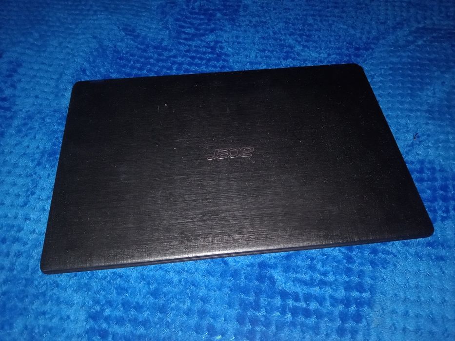 Ноутбук Acer срочно продам