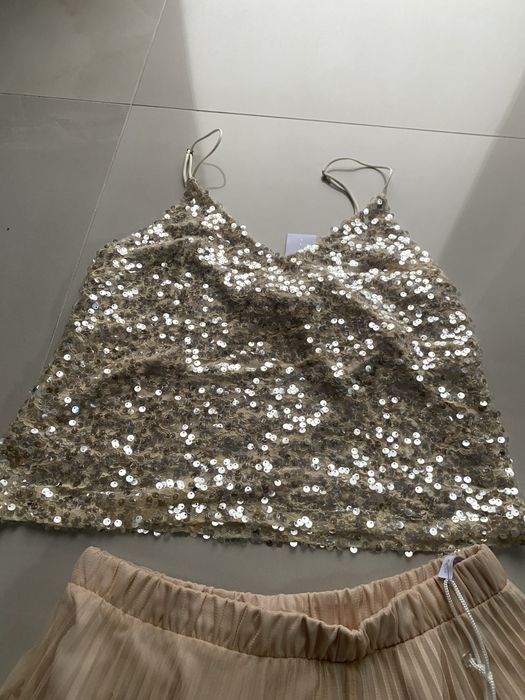 Fusta si maieu Imperial de culoarea roz pal marimea s ,noi cu eticheta