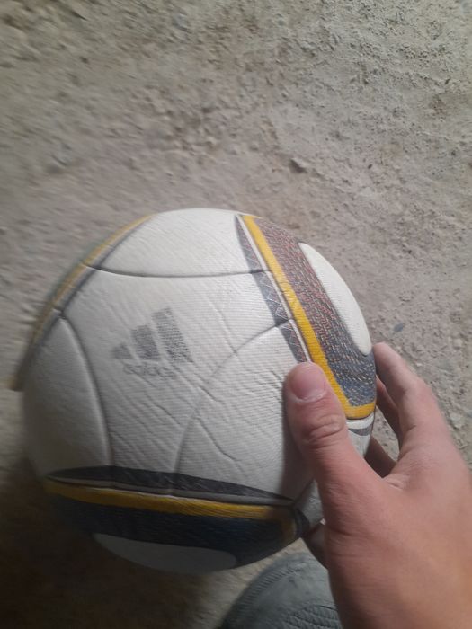 Продаю мяч очень хороший