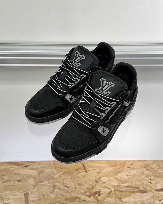 Adidasi Louis Vuitton Trainer Premium