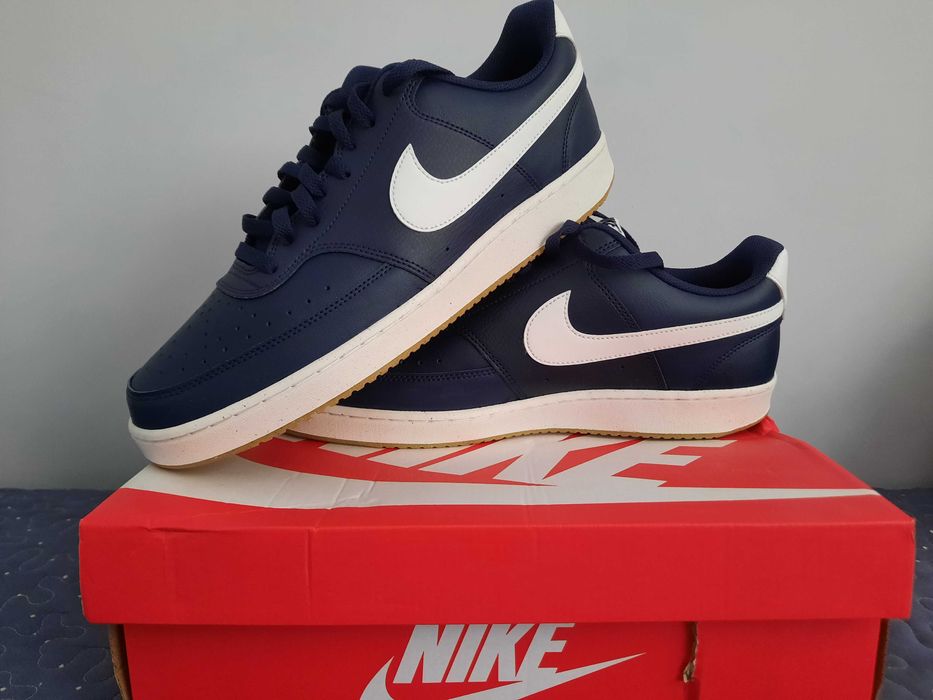 NIKE court vision кожени маратонки