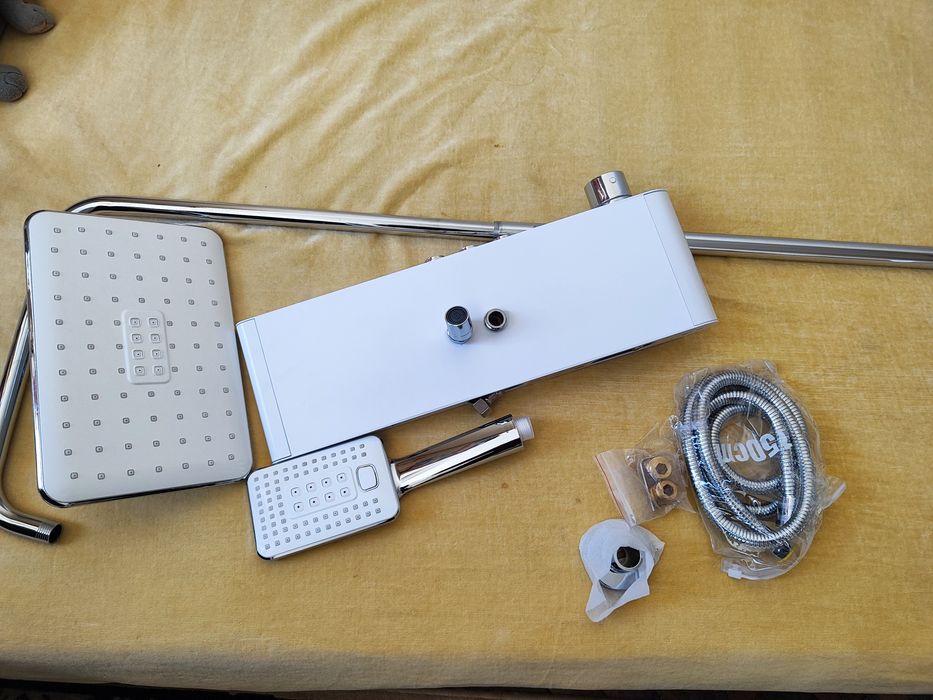 Душ система с пита, ръкохватка и долен душ