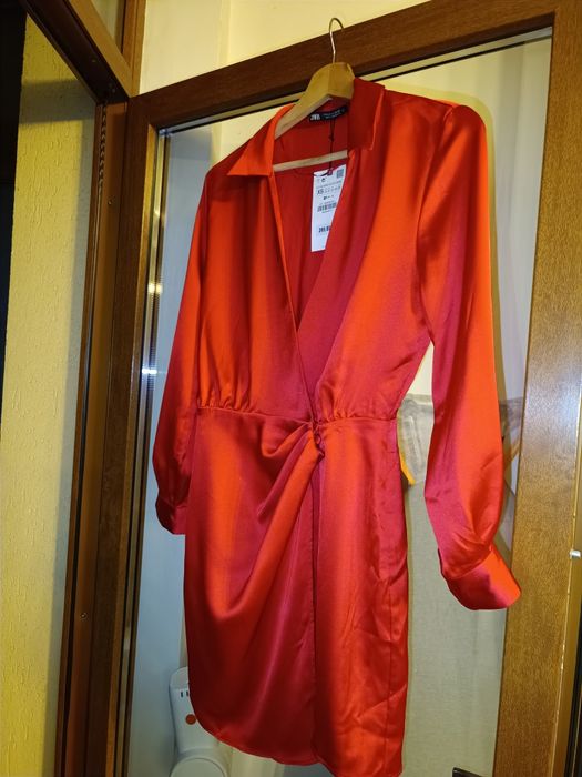 Rochiță Zara mărimea Xs.