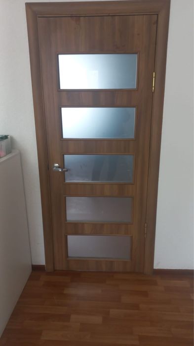 продается дверь