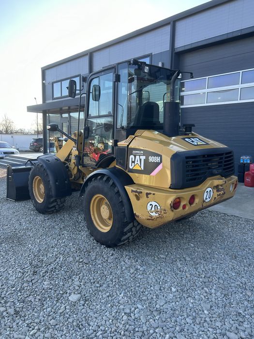 Incarcator frontal Caterpillar 908H