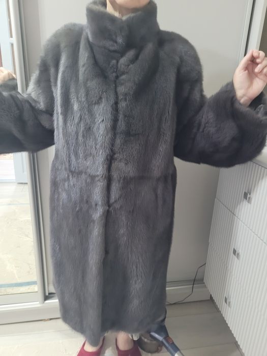 Продам норковую шубу