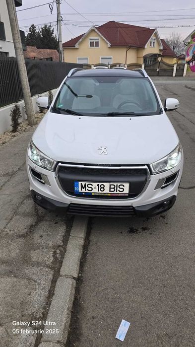 Peugeot 4008