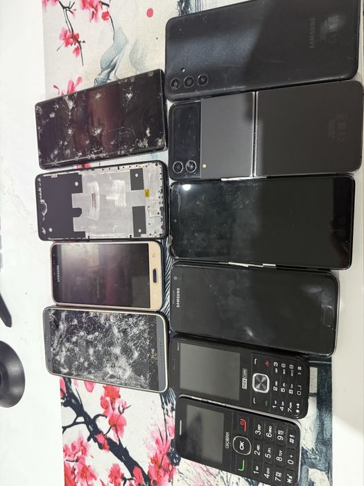 Telefoane funcționabile/piese