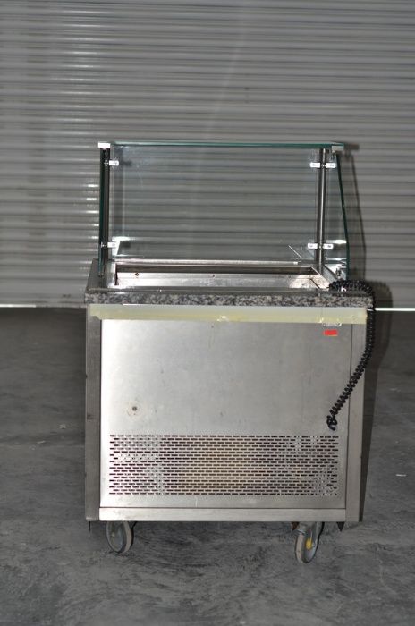 Охлаждаща витрина