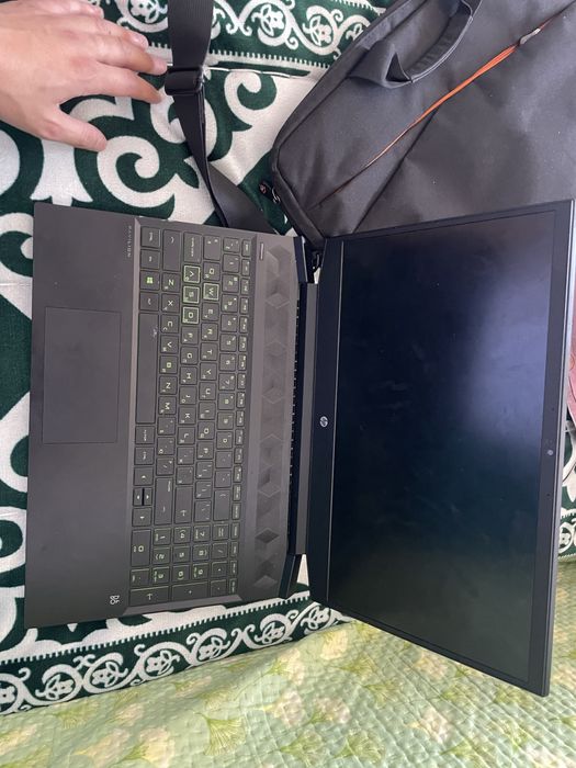 Ноутбук HP Pavilion