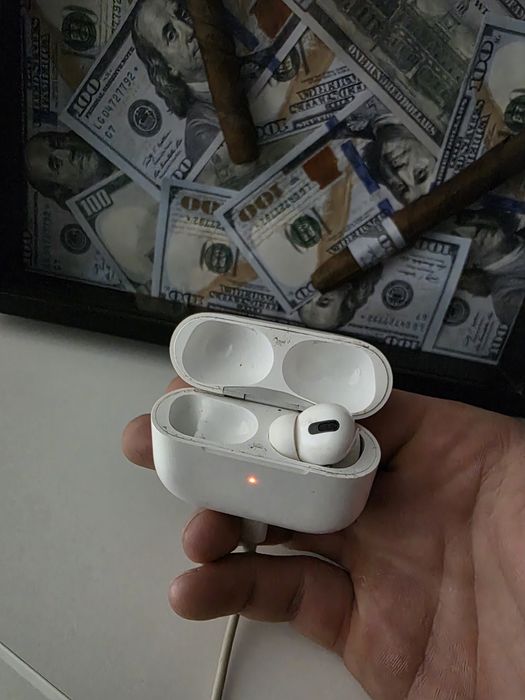 Apple airpods pro