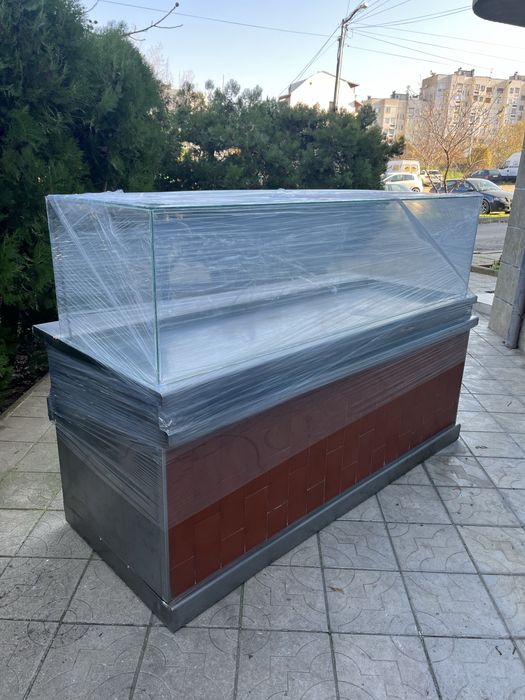 Топла витрина топла