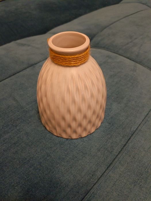 Продам вазу для интерьера