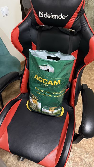 Отдам даром пакет женские вещи