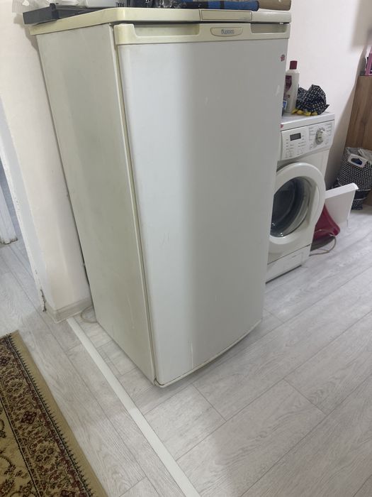 Холодильник Бирюса