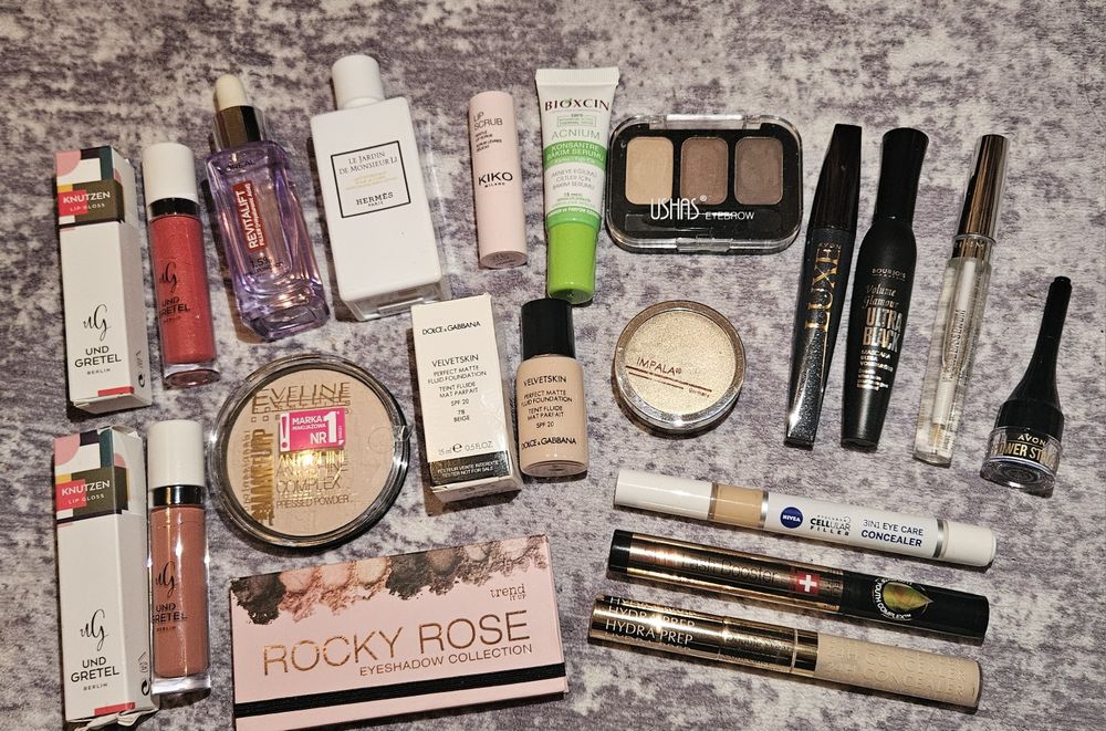Разменям и продавам . Козметика от Bellebox , Estee Lauder , Kiko M.