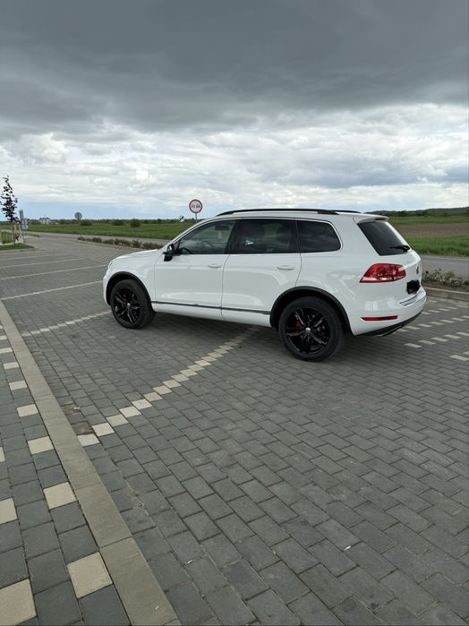 VOLKSWAGEN Touareg 2013 — imagine 3