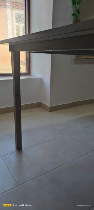 Mese reglabile cu picioare detasabile