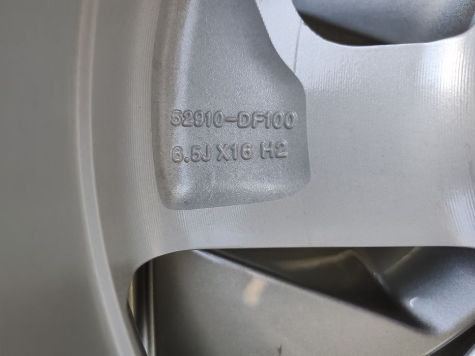 16" оригинални алуминиеви джанти за Hyundai Kona/Kia.