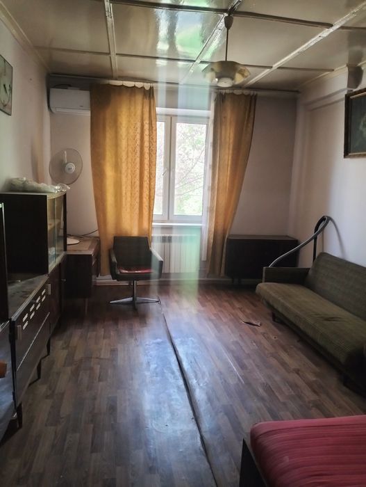 Продается квартира на массиве Карасарай