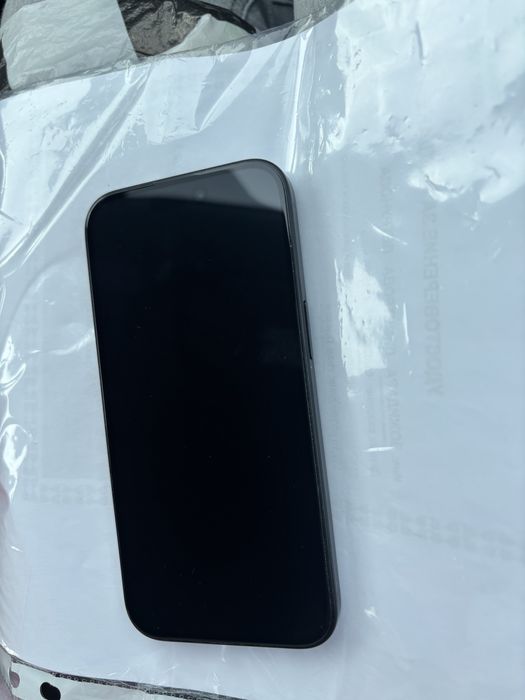 Iphone 15 , black 128 gb