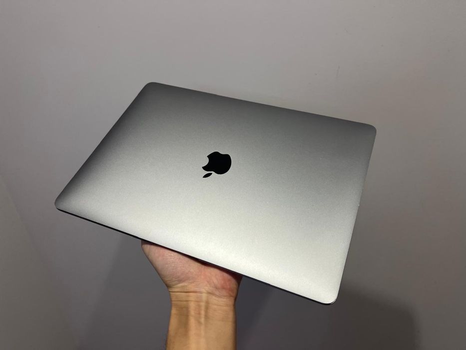 Macbook air 13d m1, 8/256, 85%