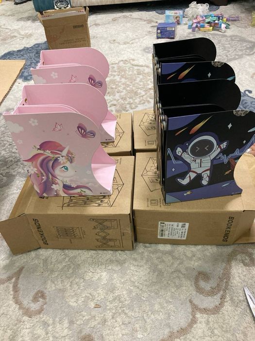 Подставка для книг