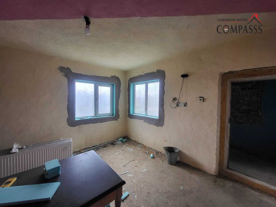 с. Смолница, обл. Добрич, къща с двор – 78000лева!